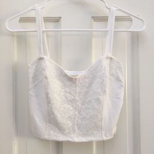 HOLLISTER LACE DETAILS CROPPED TANK